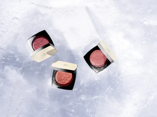 Les Beiges Healthy Winter Glow Blush 2024 Spring Limited Edition