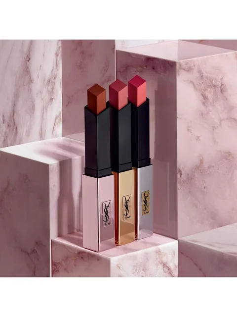The Slim Glow Matte Lipstick