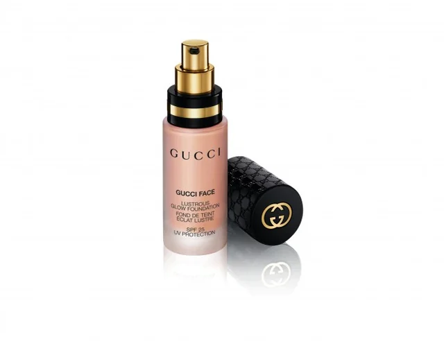 Lustrous Glow Foundation With Sunscreen, Broad Spectrum Spf 25