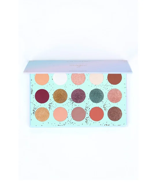 All I See Is Magic Pressed Powder Shadow Palette
