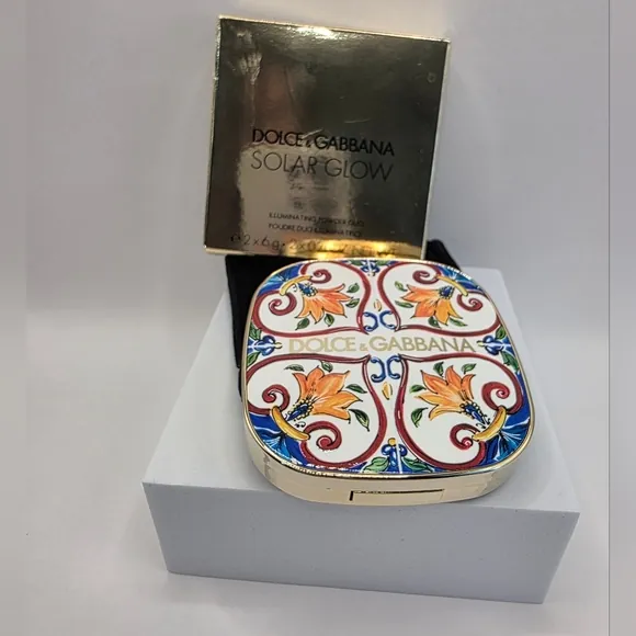 Solar Glow Illuminating Powder Duo