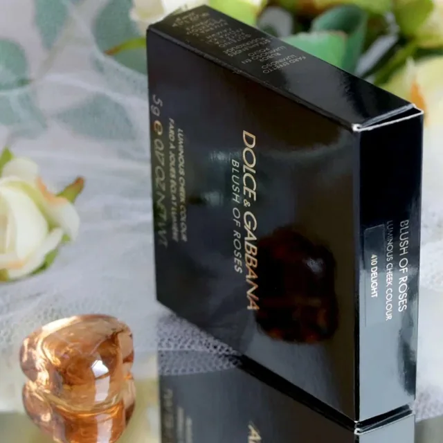 The Blush Luminous Cheek Colour