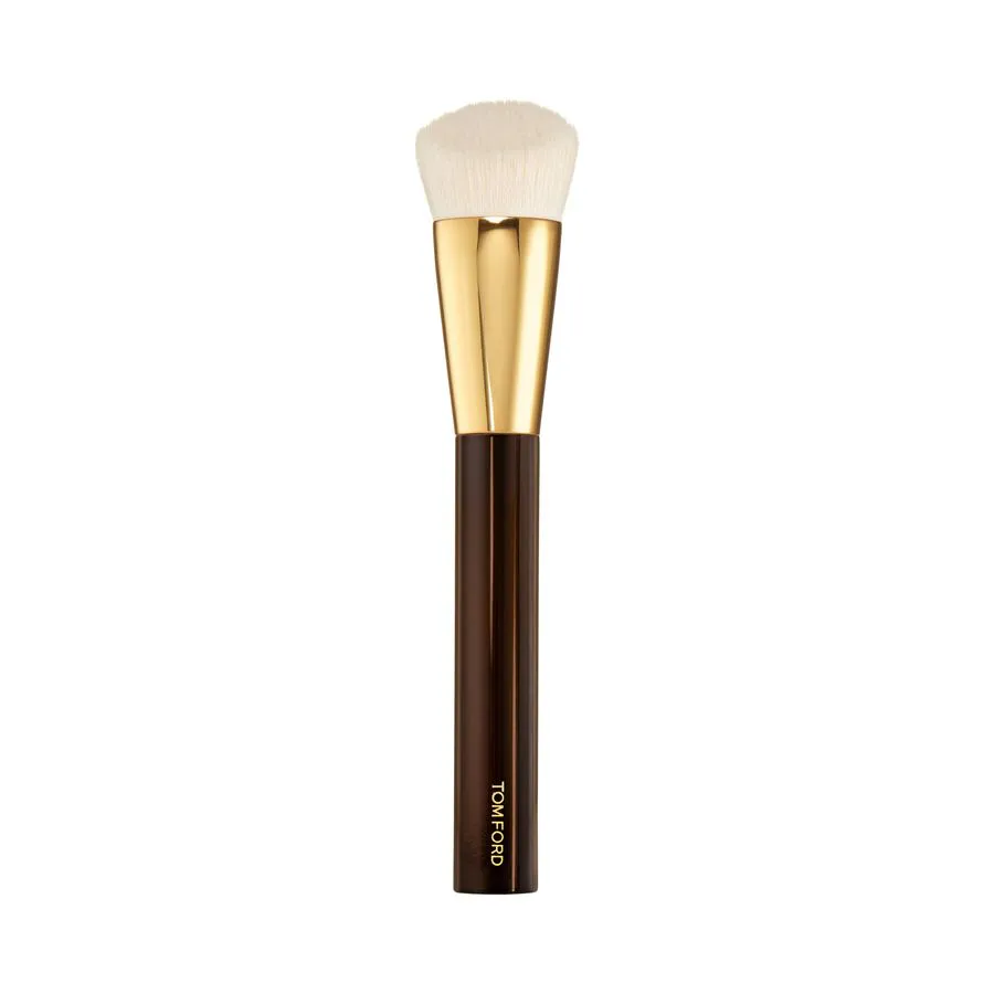 Shade and Illuminate Foundation Brush 2.5 | TOM FORD BEAUTY