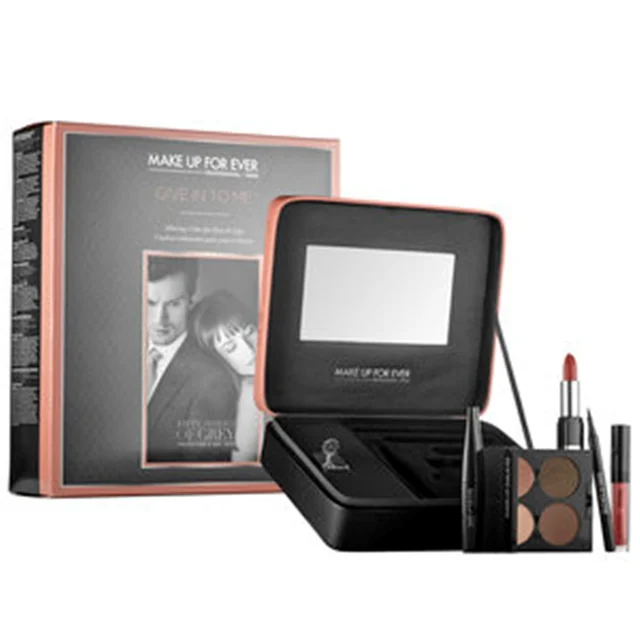 Give In To Me Makeup Kit