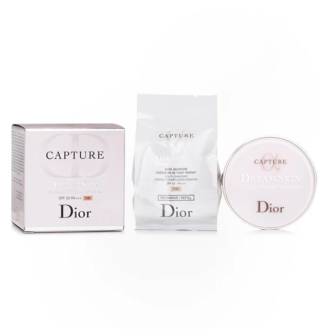 Capture DreamSkin Moist & Perfect Cushion Foundation SPF50 PA+++