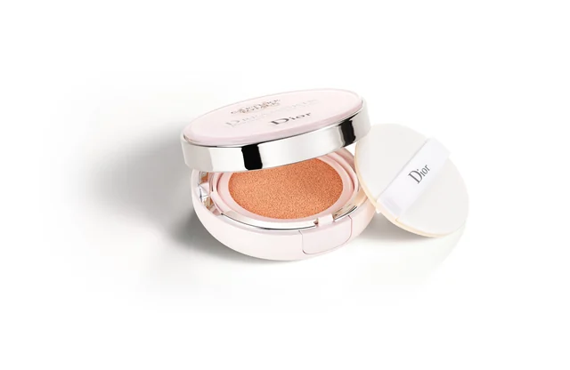 Diorsnow Bloom Perfect Perfect Moist Cushion - Sun Cushion