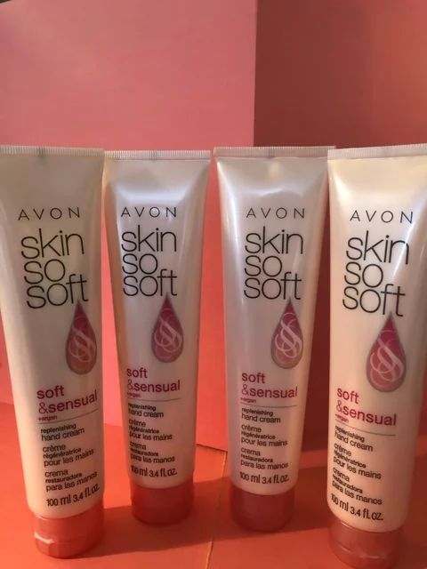 Skin So Soft Soft & Sensual + Argan Replenishing Hand Cream