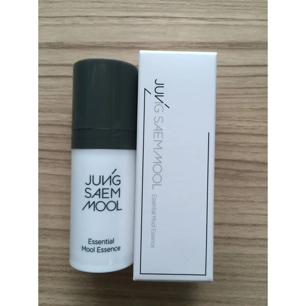 Essential Mool Essence