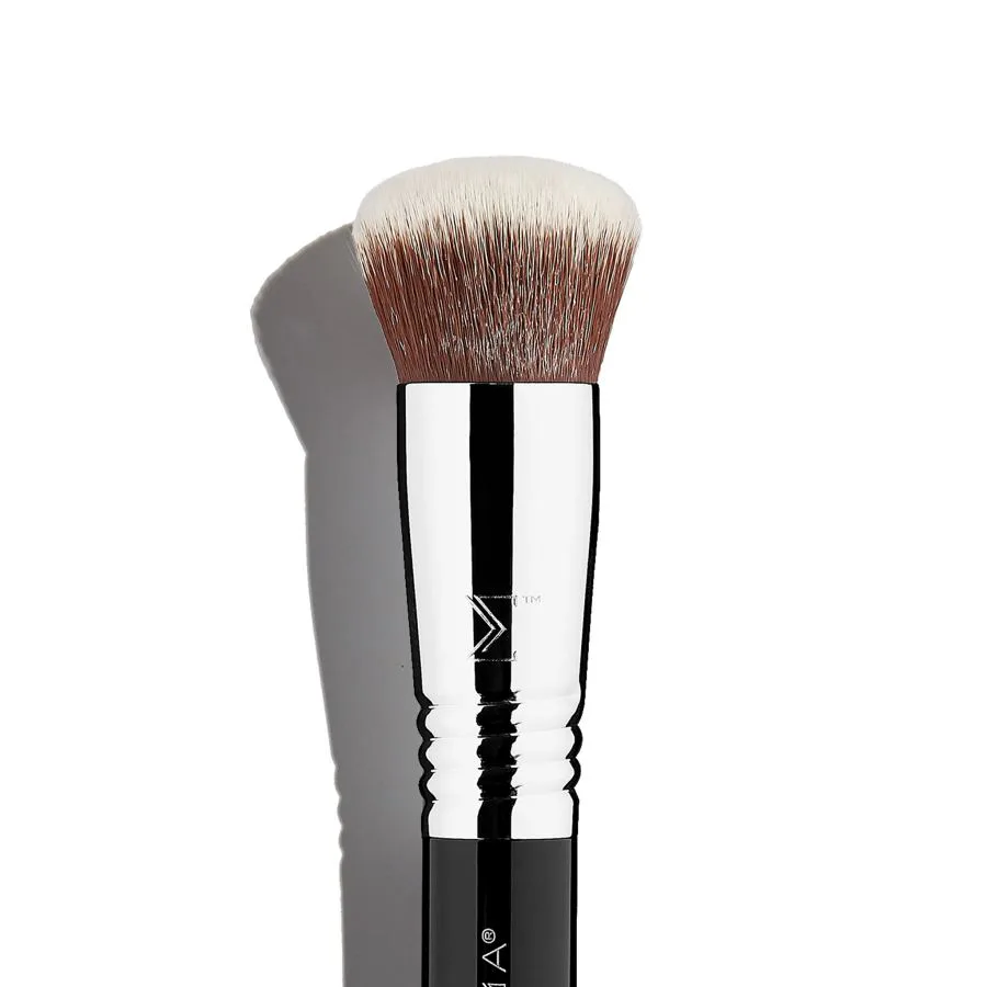 Sigma Beauty F82 Round Kabuki™ Brush