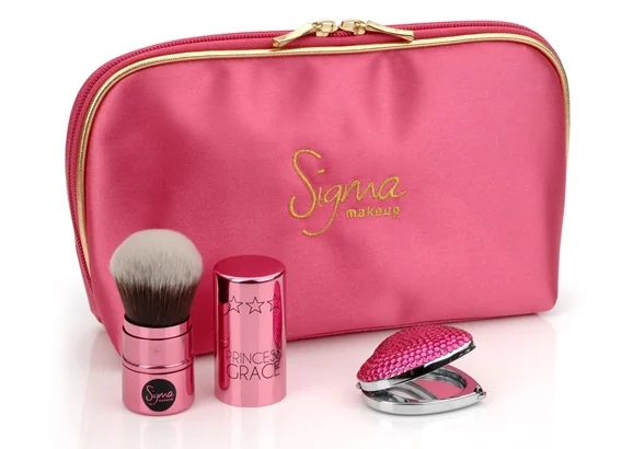 Hollywood Glamour Kit Breakfast With Audrey