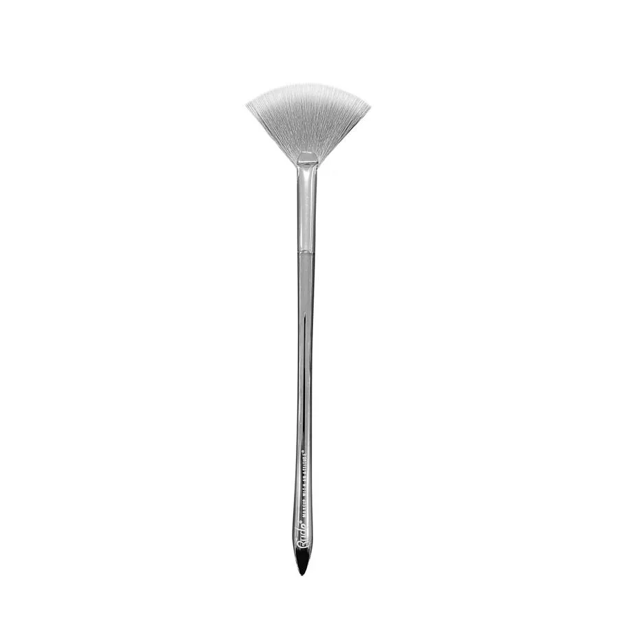 RUDE Silver Bullet Highlighting Fan Brush