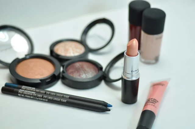 Après Chic Mineralize Eye Shadow