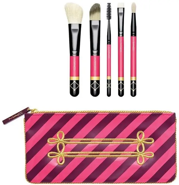 Nutcracker Sweet Mineralize Brush Kit