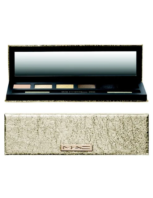 Snow Ball Eye Compact