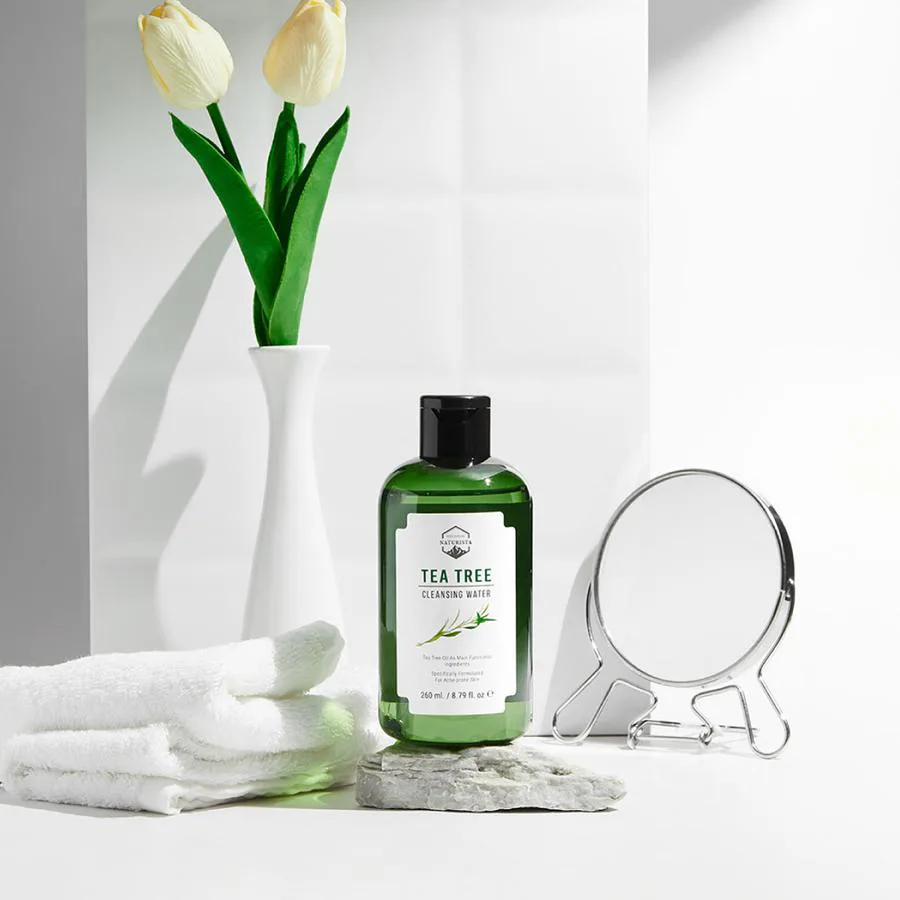 Naturista Tea Tree Cleansing Water