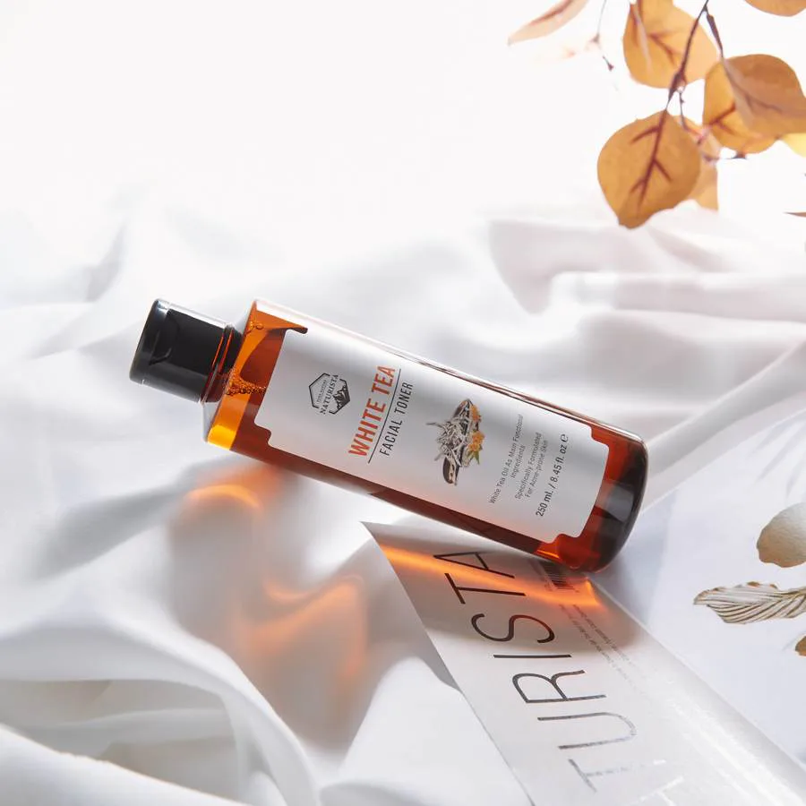 Naturista White Tea Facial Toner