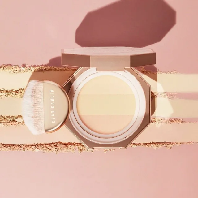 Blooming Edition Sheer Light Finishing Powder Everlasting