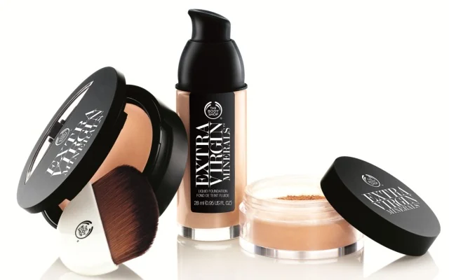 EXTRA VIRGIN MINERALS™ Loose Powder Foundation SPF 25