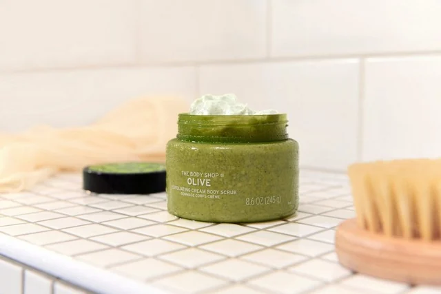Olive Exfoliating Cream Body Scrub