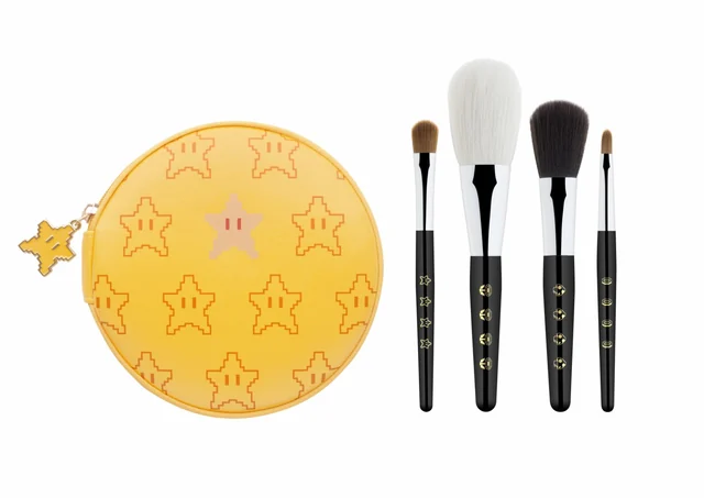 Super Mario Bros Peach's Favorite Premium Brush Set