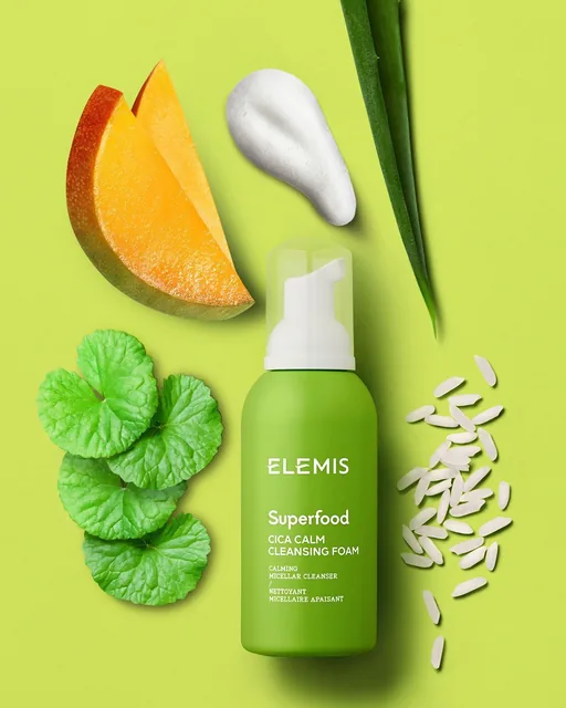 Superfood Cica Calm Cleansing Foam