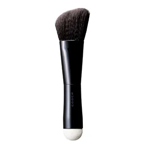 W Foundation Brush