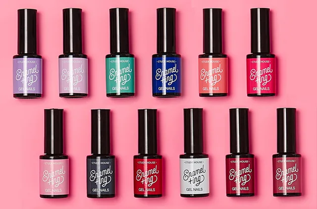 Enamelting Gel Nails