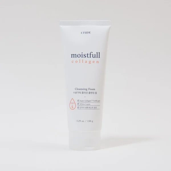 Every Month Cleansing Foam 9 Richly Moist Rice