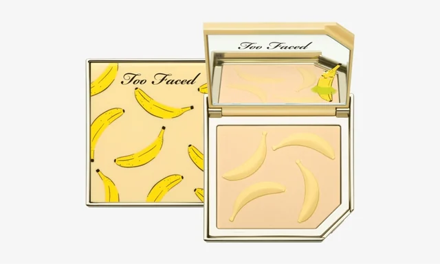 It’s Bananas Brightening Setting Powder