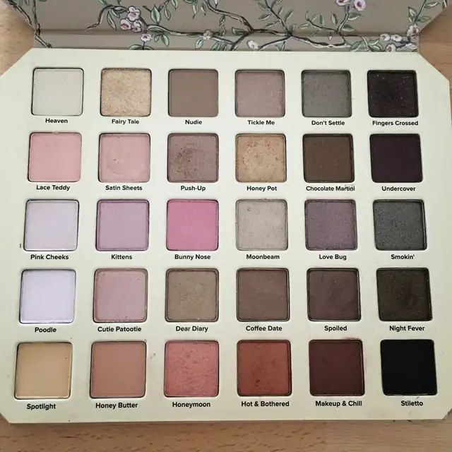 Natural Love Eye Shadow Collection