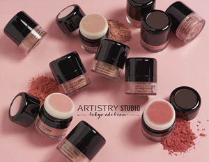 Artistry Studio Tokyo Edition Oh-So-Cheeky Blusher Kimono Pink